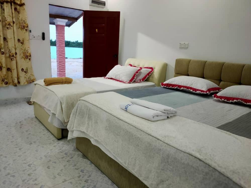 Roomstay Tokbah Demuara Kuala Besut Kültér fotó